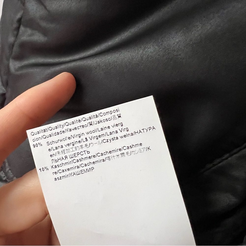 Hugo Boss Wool Reversible Vest - Picture 15 of 16